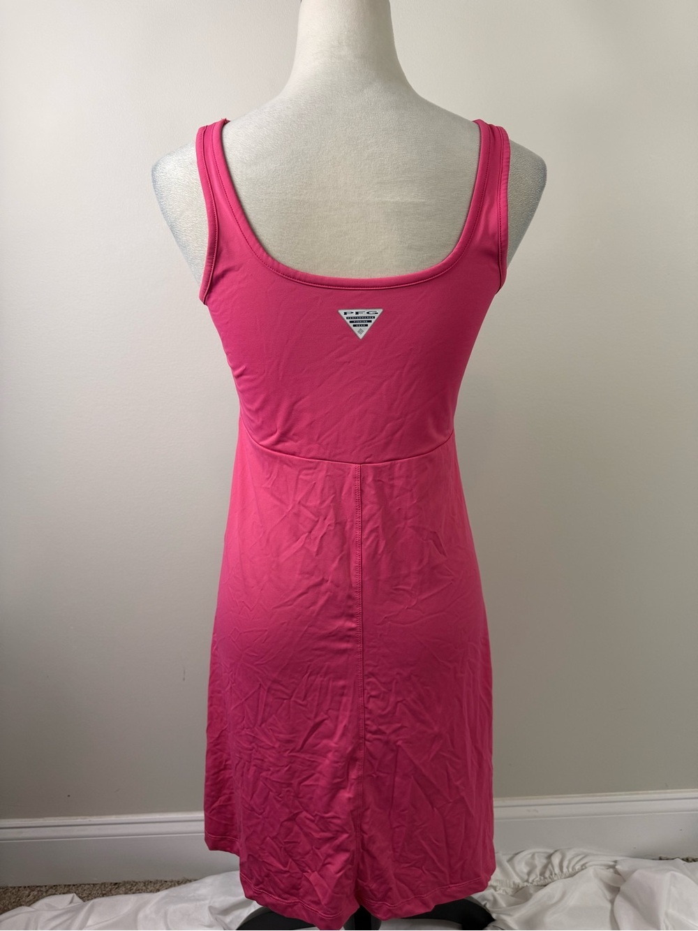 Columbia Bright Pink sleeveless dress size medium - Picture 6 of 10